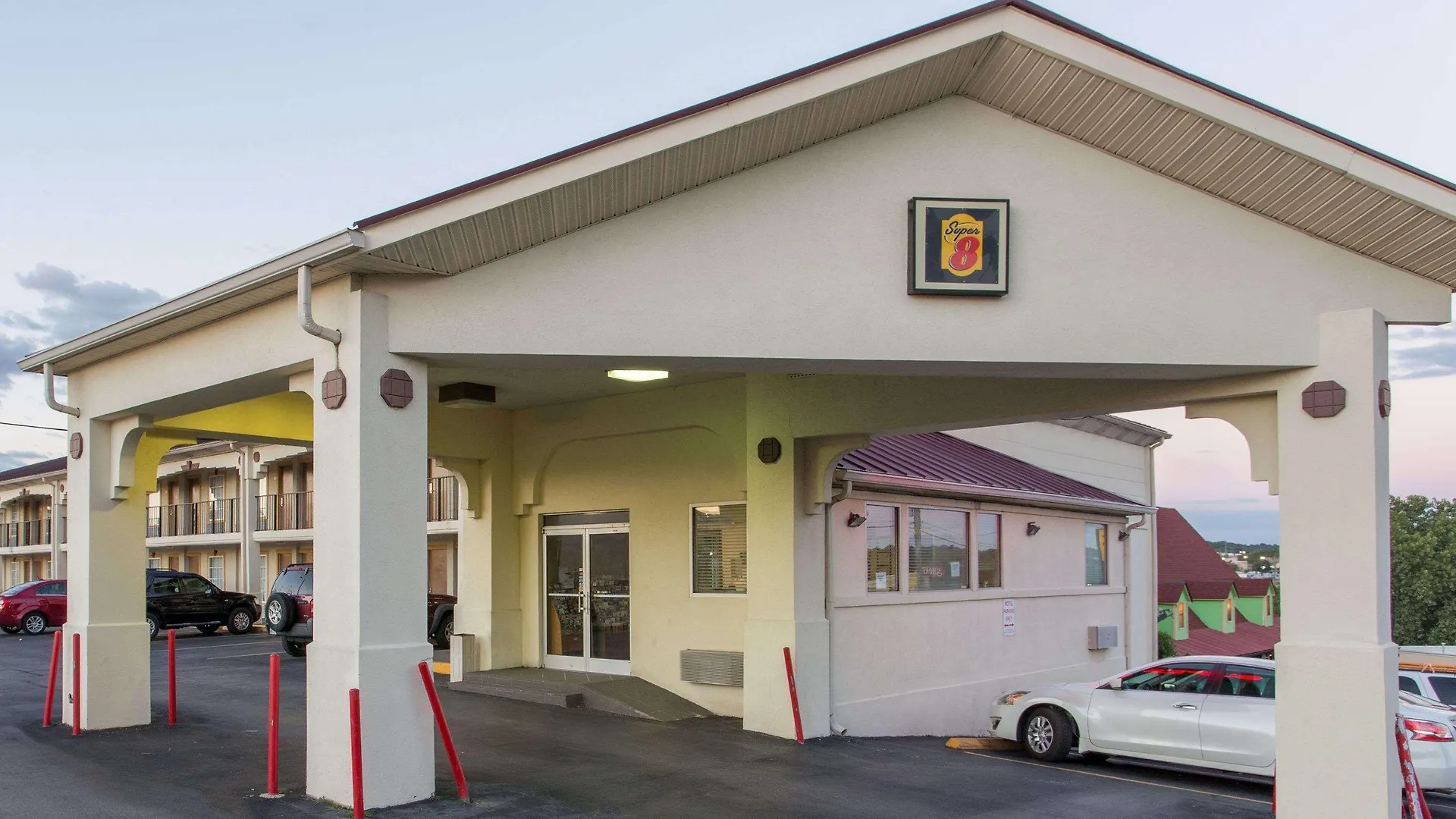 Super 8 by Wyndham Antioch/Nashville South East contacts